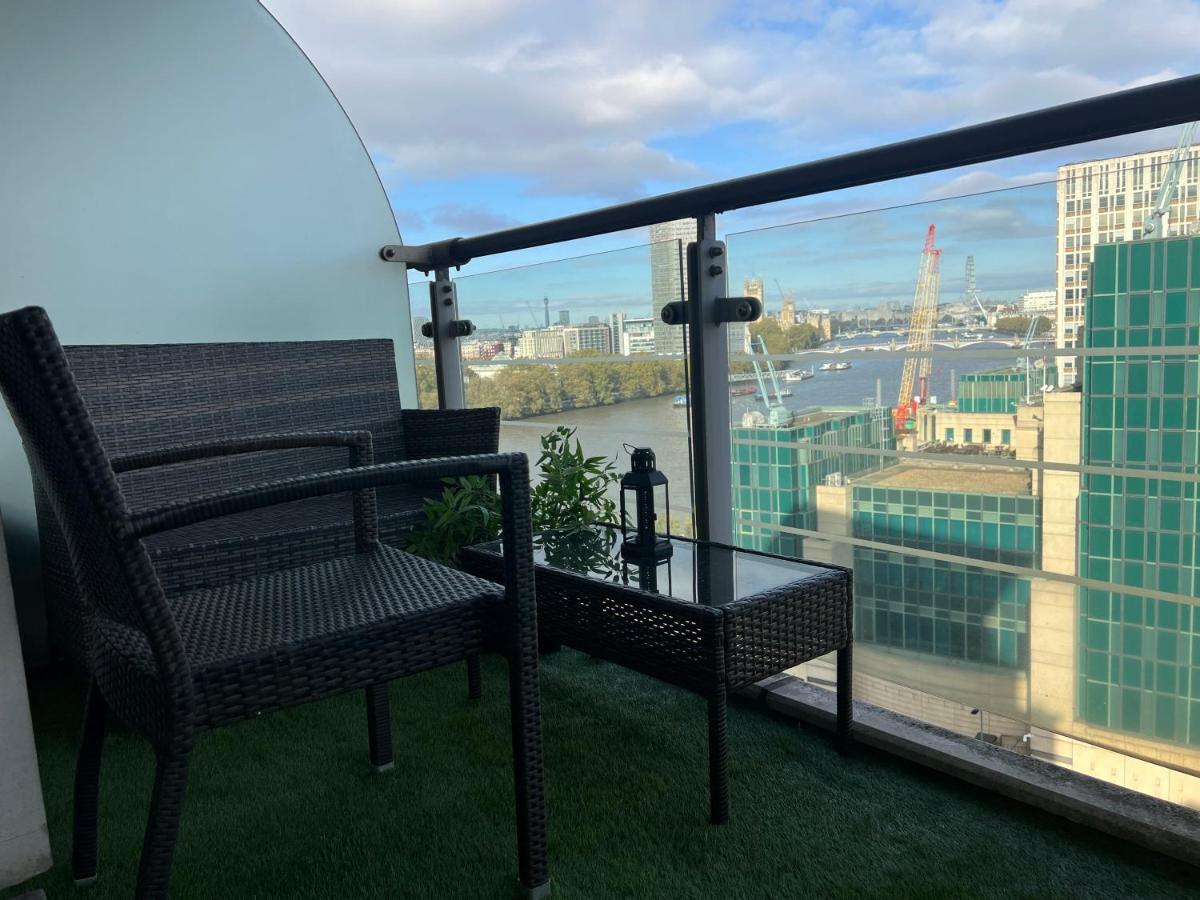 לונדון St George Thames Apartment מראה חיצוני תמונה