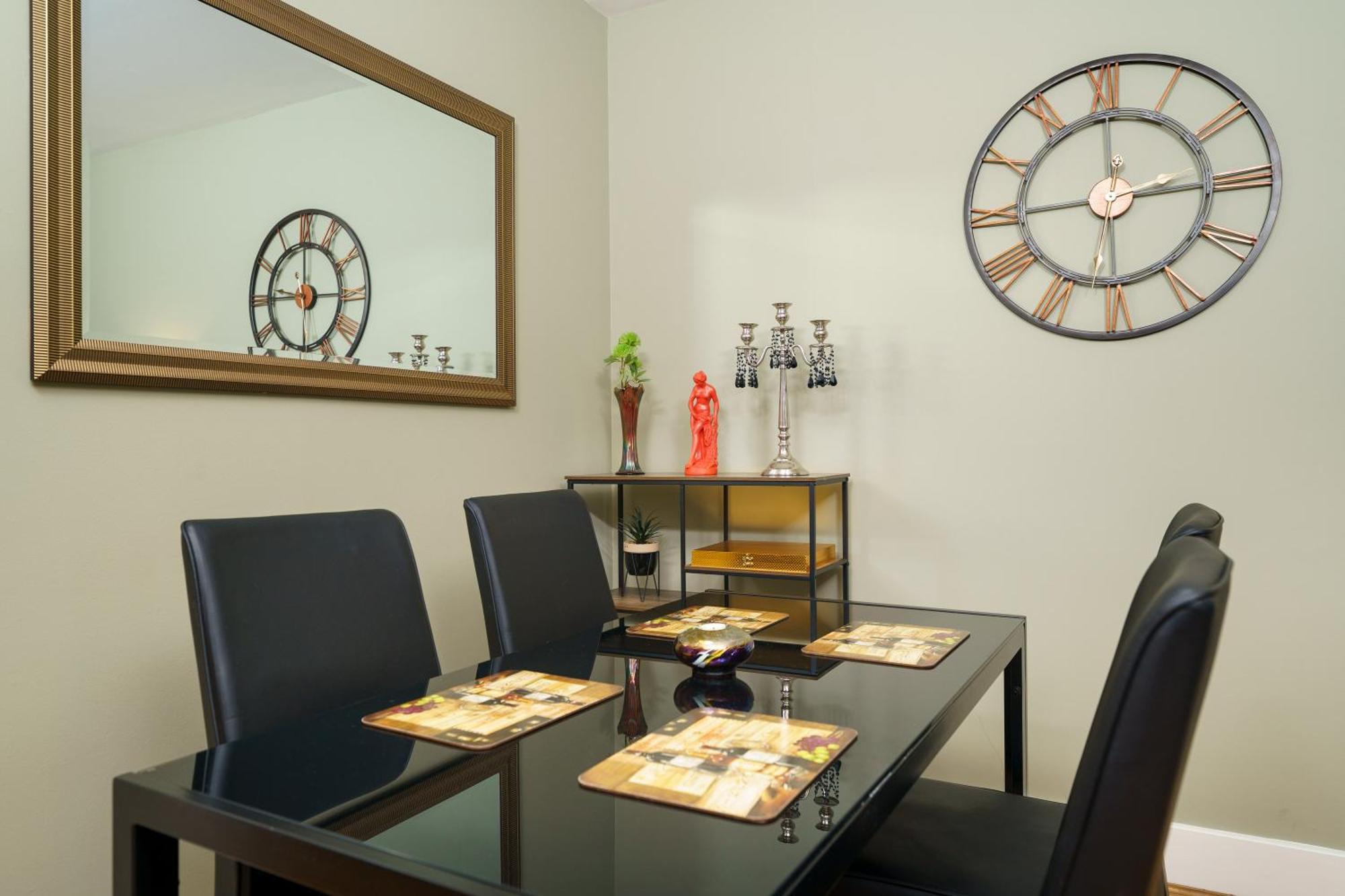 לונדון St George Thames Apartment מראה חיצוני תמונה